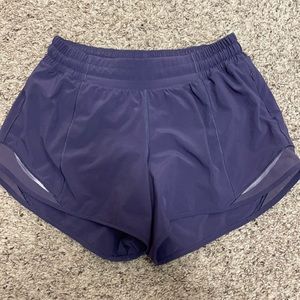 Lululemon Hotty Hot shorts 4” length
